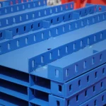 نمای نزدیک از قالبهای لب تسمه ای فلزی