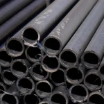 انتهای لولههای داربست فولادی با برش دقیق